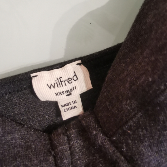 NWOT - Wilfred - black and gray tank top with adjustable strap in XXS - Picture 4 of 7